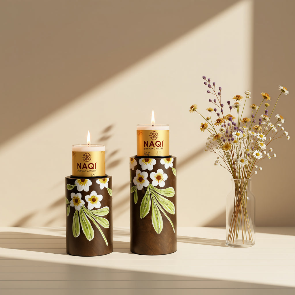 NQ1003D - NAQI TIMBER GLOW CANDLE WITH ROUND WOODEN STAND FLORAL